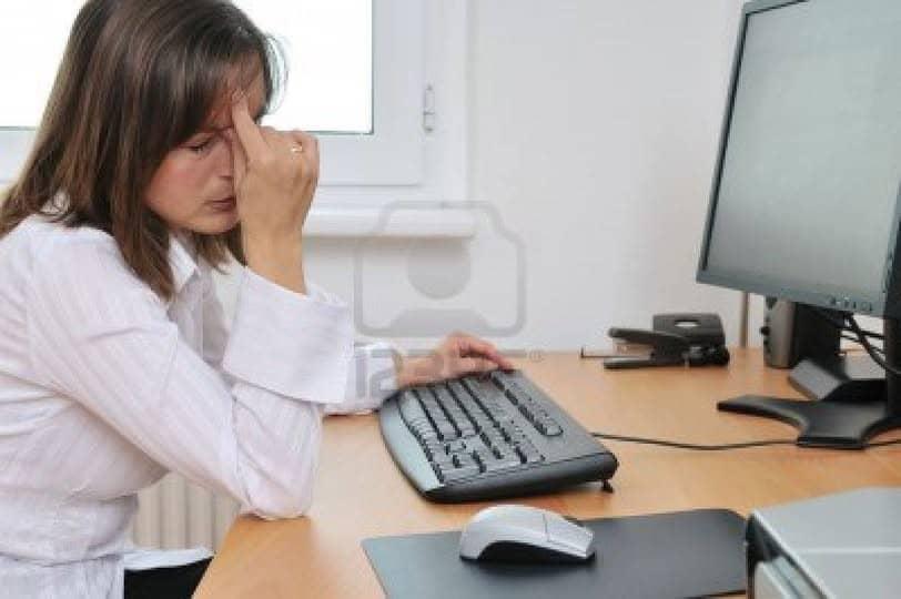 Cas real: Funcionària afectada per mobbing subtil a l’Ajuntament